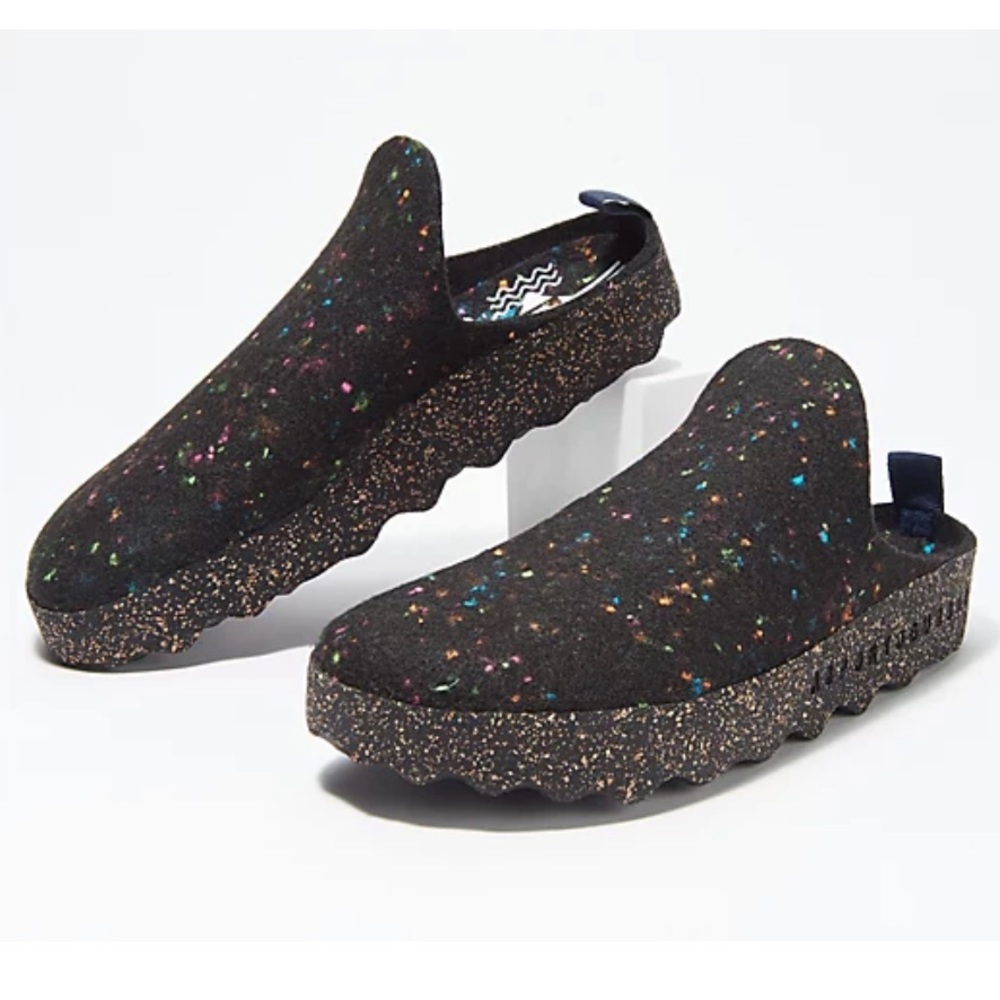 Asportuguesas Come Mule Clogs 36 Black Led NIB